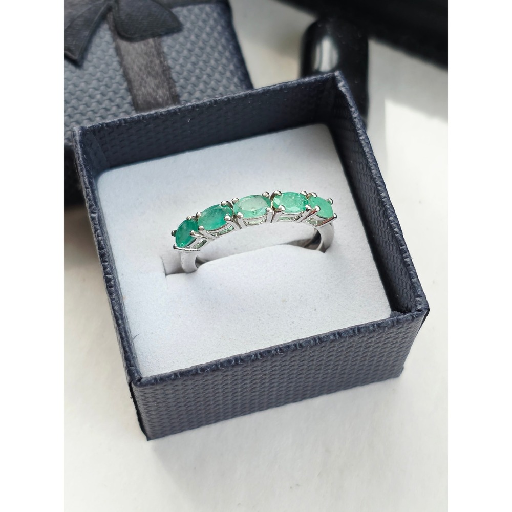 D'Joy Sterling Silver Emerald Band Ring Size 7 Oval Cut 925 Gemstone Gift Box